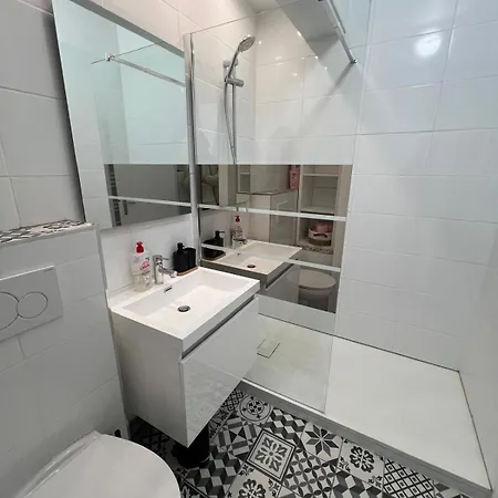 Les Clarines, De Standing Apartment *