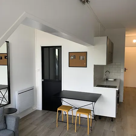 Les Clarines, De Standing Apartment *