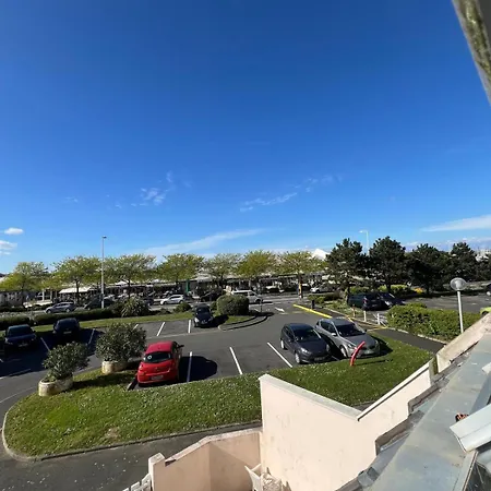 Les Clarines, De Standing Apartamento